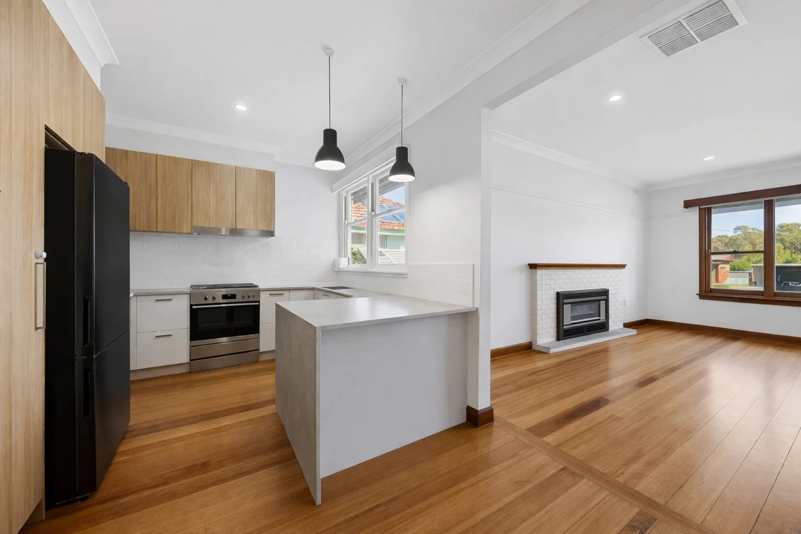 Additional image 4 of 13 Longmore Street, Kangaroo Flat VIC 3555