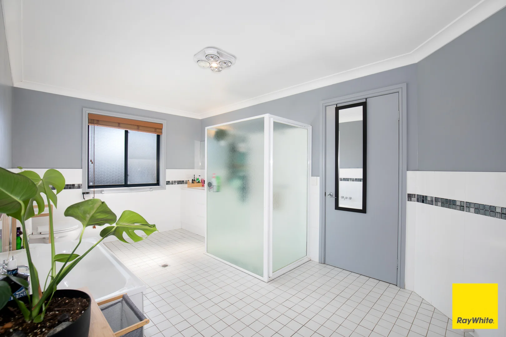 Additional image 11 of 5 Coventry Street, Guyra NSW 2365