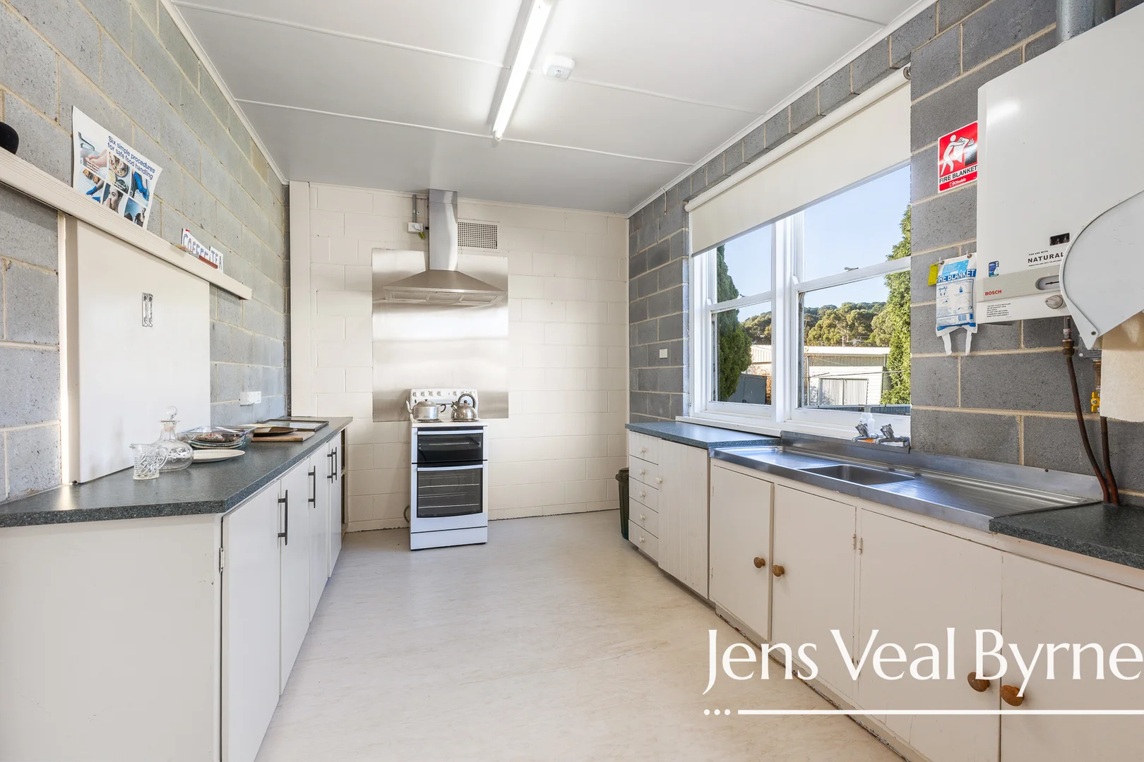 Additional image 11 of 304-306 Peel Street North, Black Hill VIC 3350