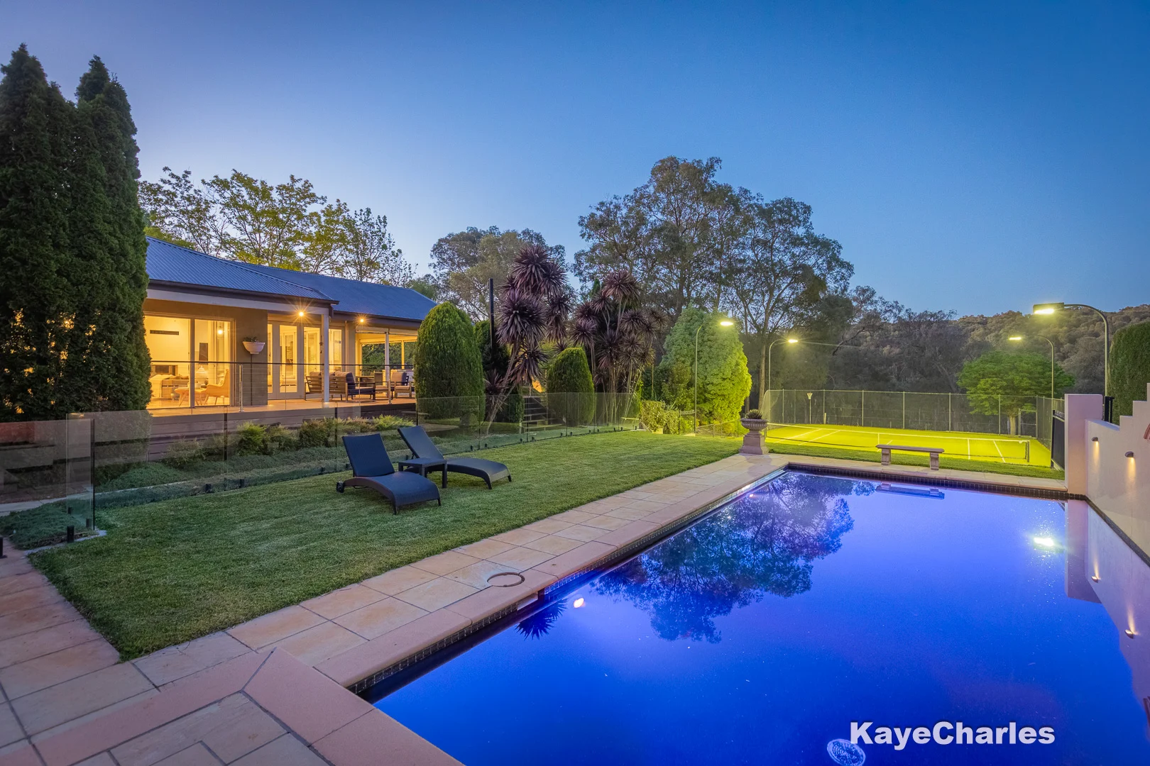 2 Thomson Road, Beaconsfield Upper VIC 3808