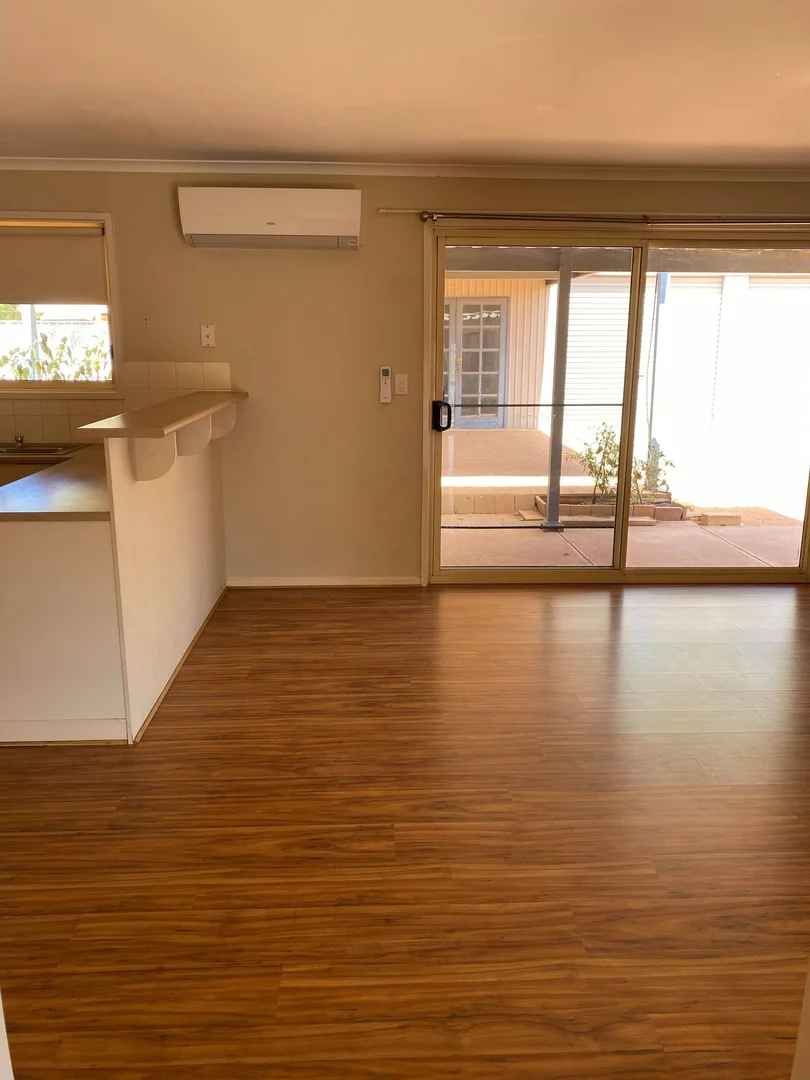 Additional image 4 of 98 Stuart Road, Roxby Downs SA 5725