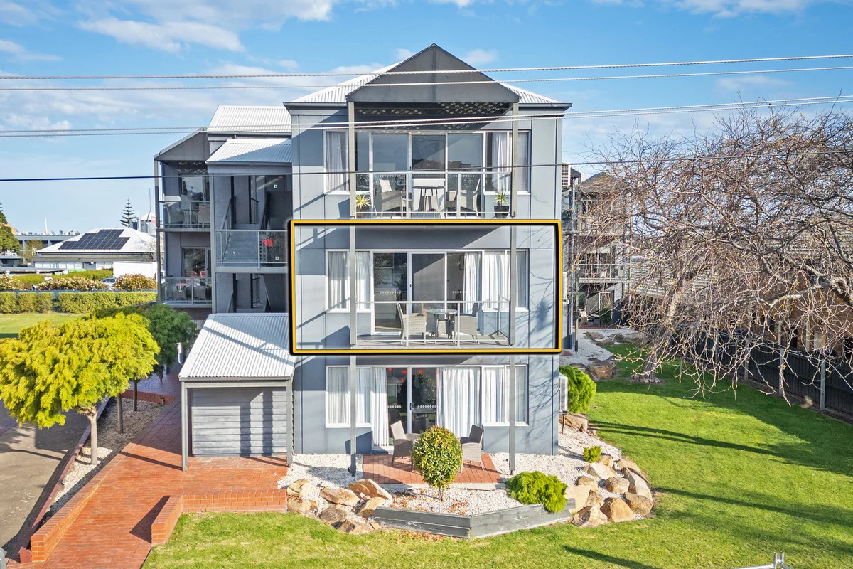 Additional image 16 of 2/142 Marine Parade, Lakes Entrance VIC 3909