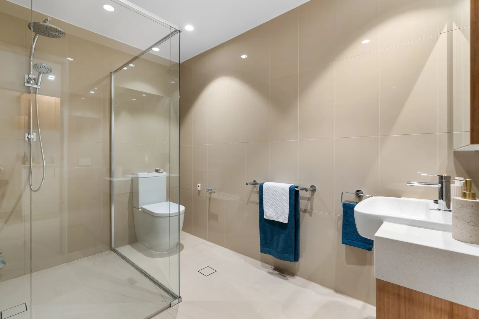 Additional image 7 of 40/2 Carramar Avenue, Glen Waverley VIC 3150