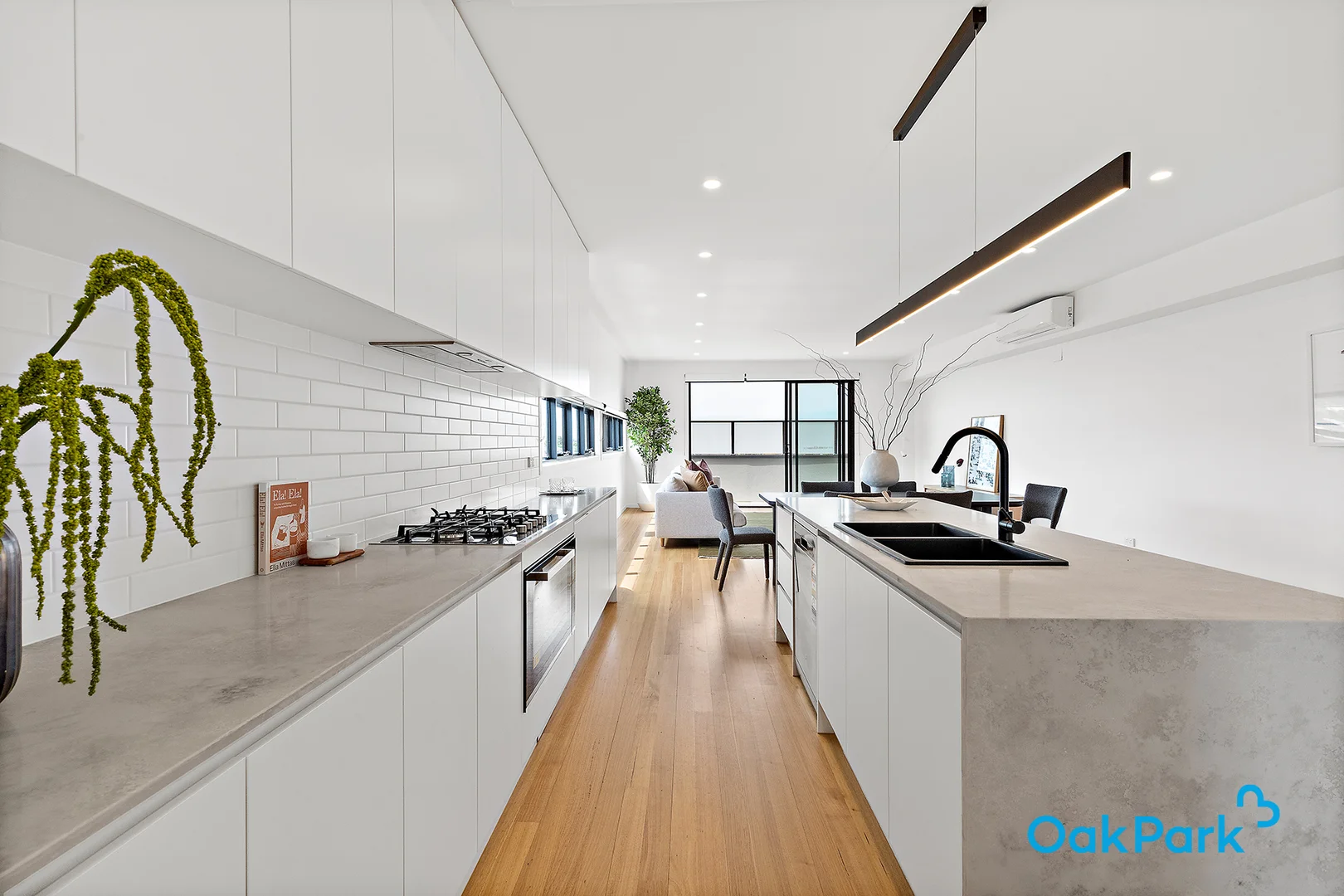 Additional image 5 of 2/105 Snell Grove, Oak Park VIC 3046