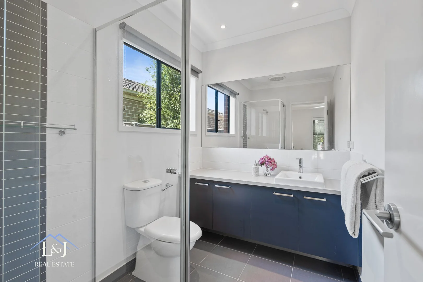 Additional image 11 of 49 PROSPERITY AVENUE, Cranbourne North VIC 3977
