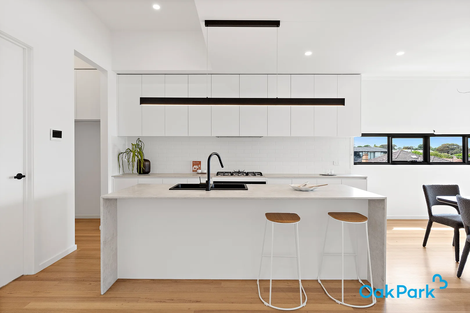 Additional image 3 of 2/105 Snell Grove, Oak Park VIC 3046