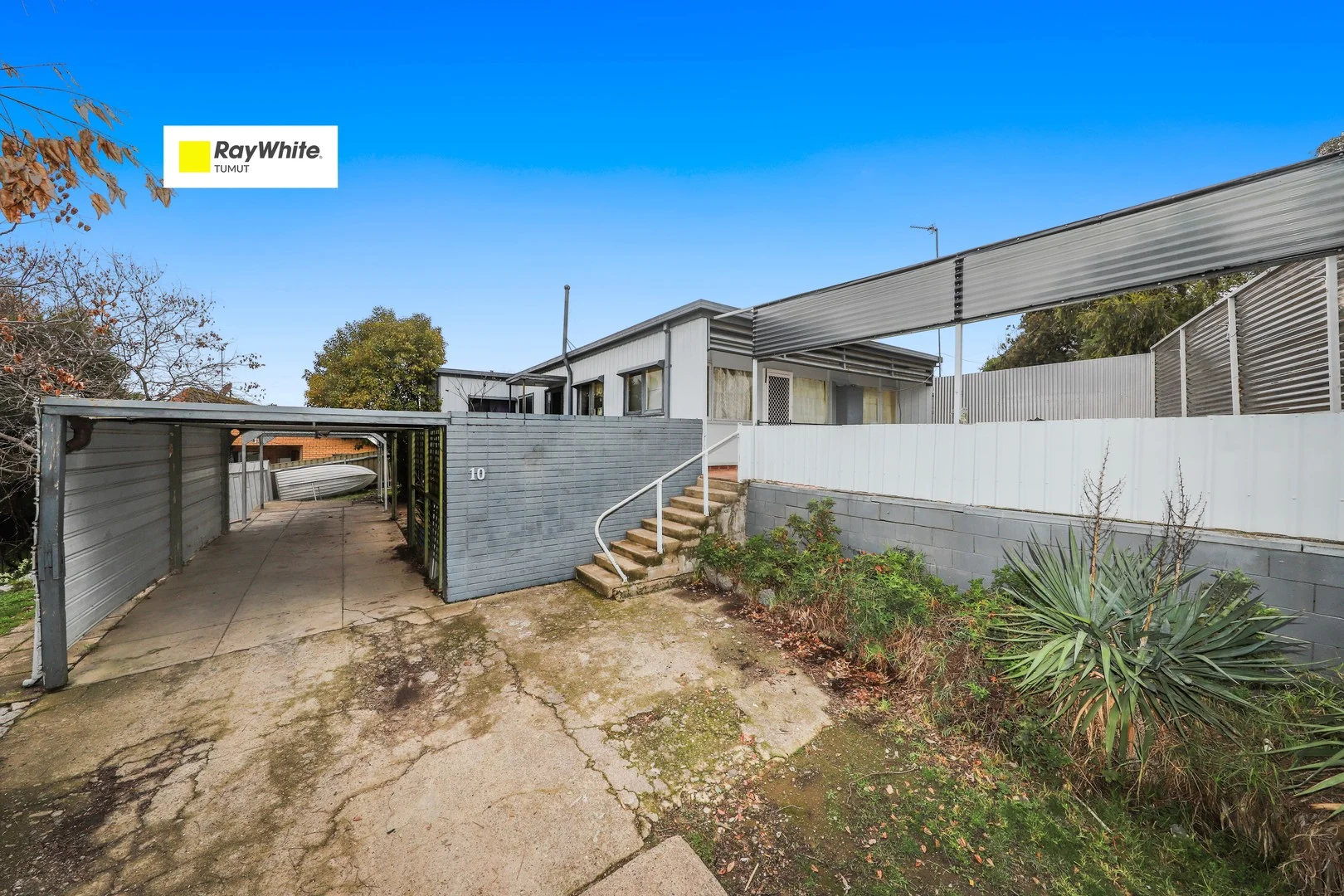 10 Kinred Street, Tumut NSW 2720