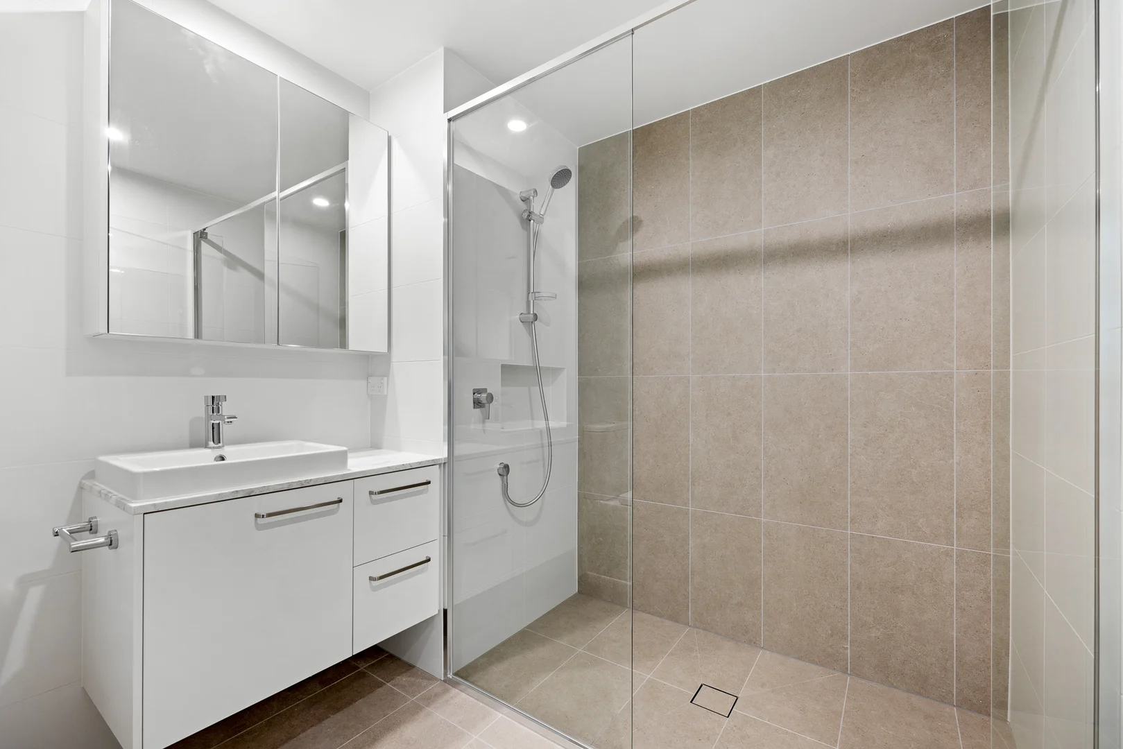 Additional image 4 of 292/3 Lang Street, Bilinga QLD 4225