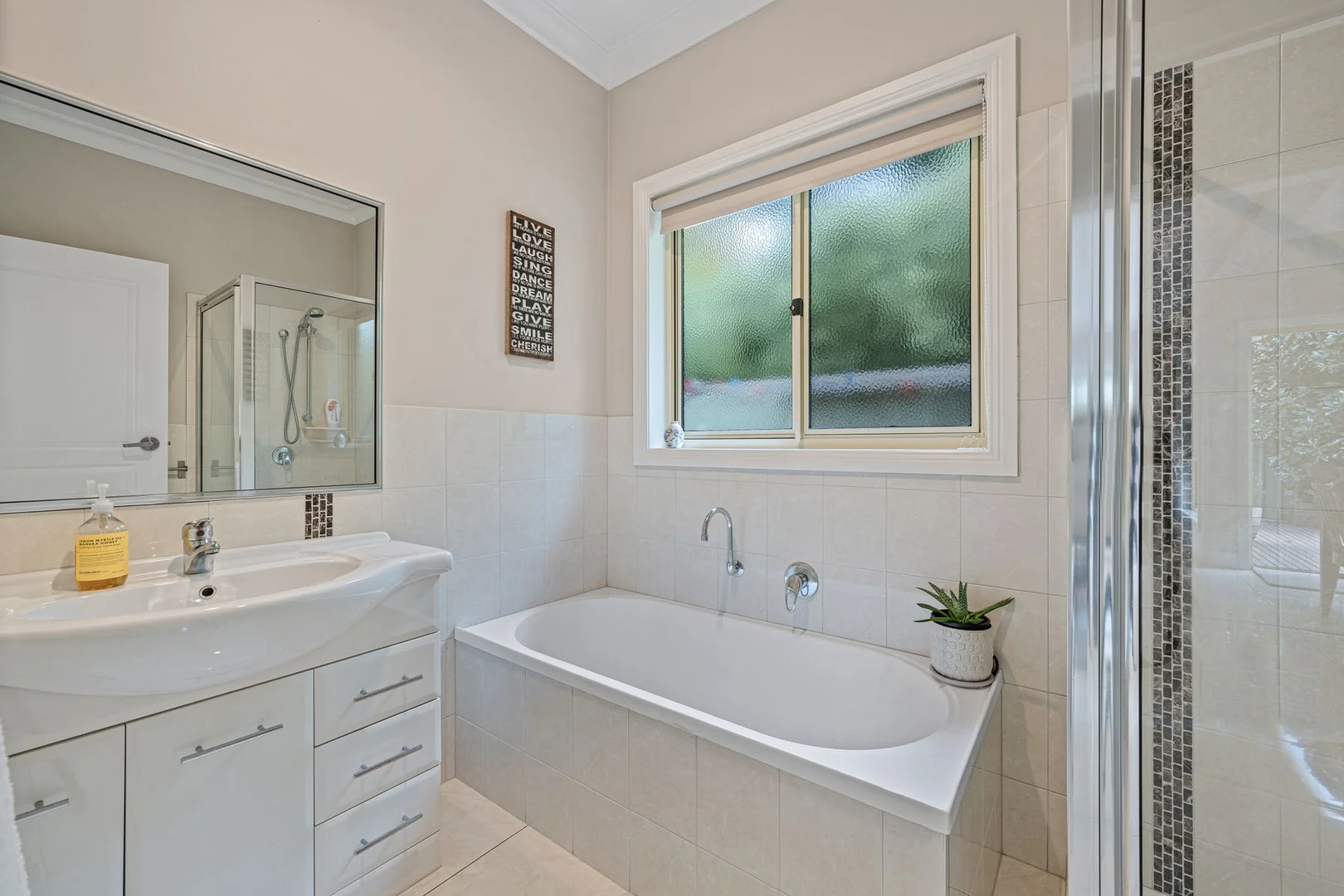 Additional image 15 of 64B Service Street, Porepunkah VIC 3740