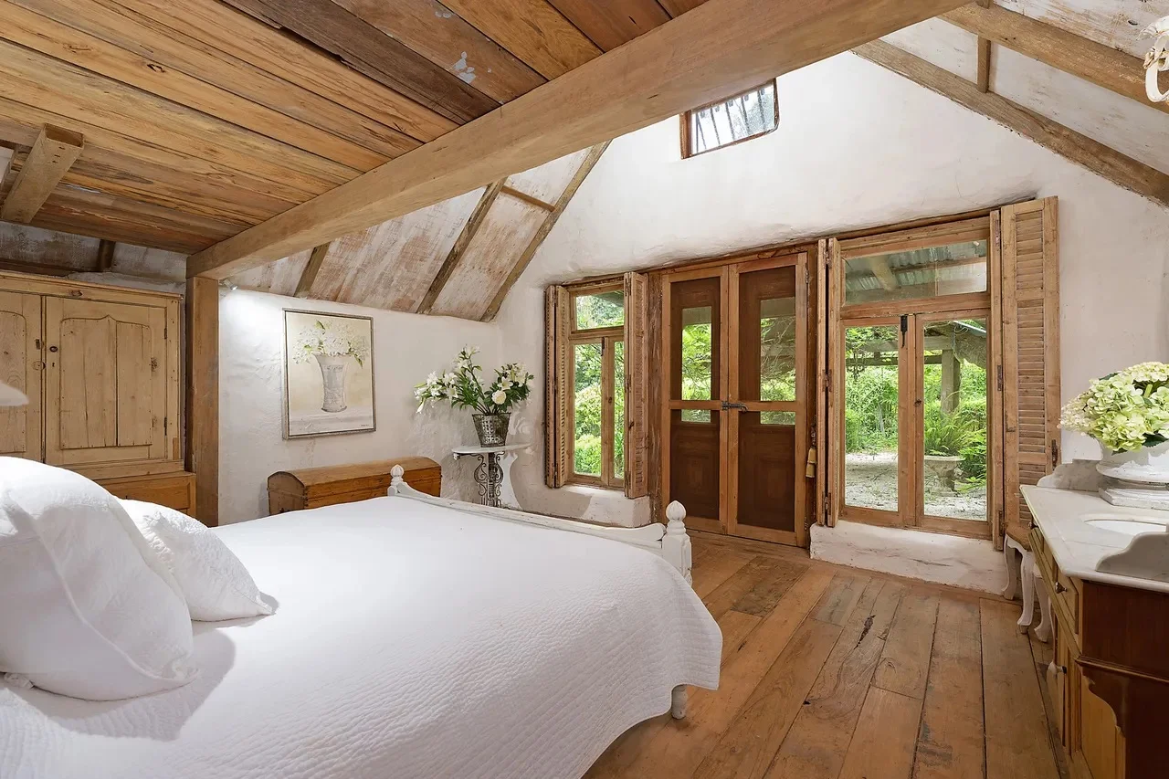 Additional image 3 of 19 Rose Street, Winmalee NSW 2777