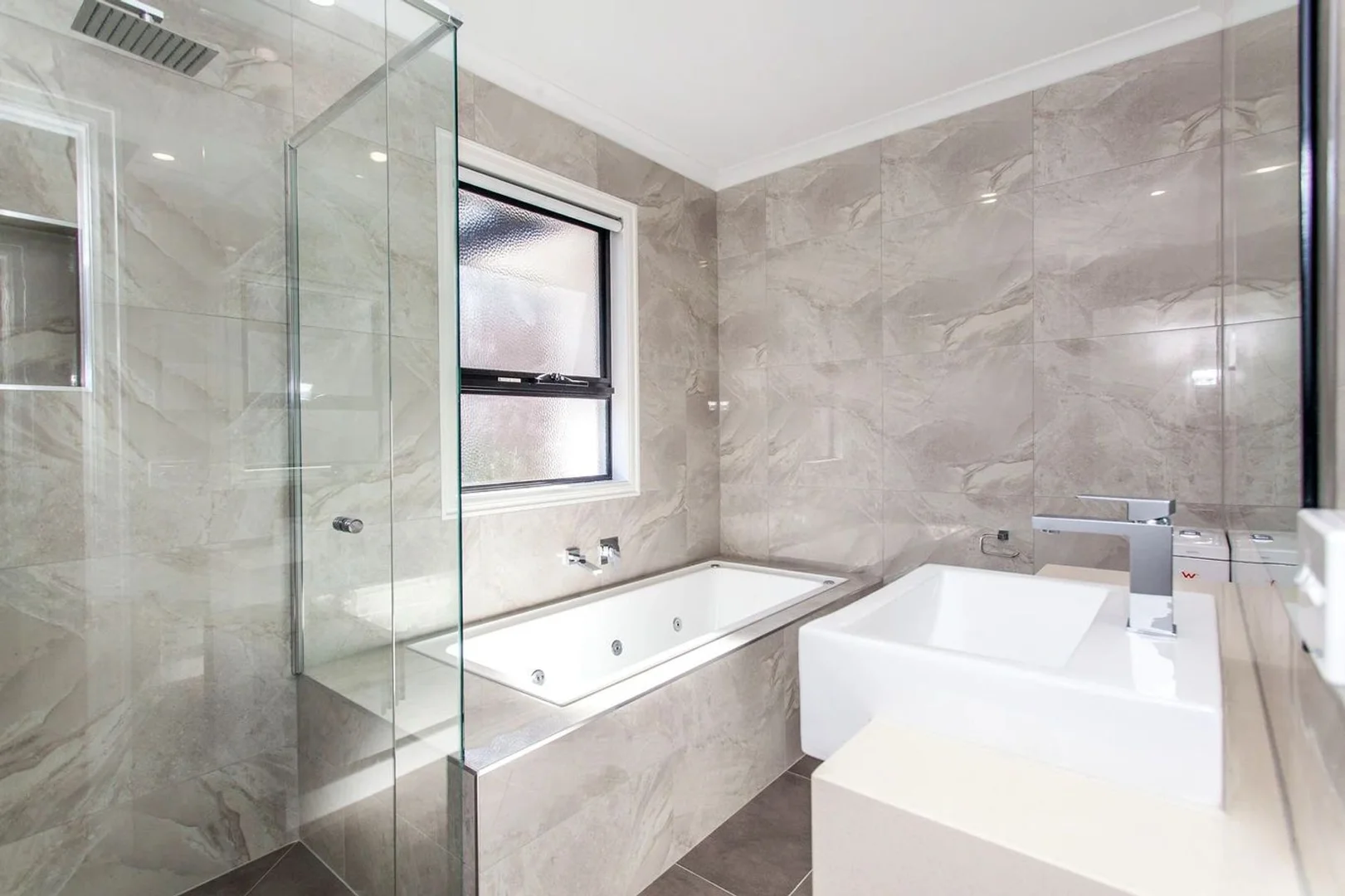 Additional image 3 of 2/62 Talbot Road, Mount Waverley VIC 3149