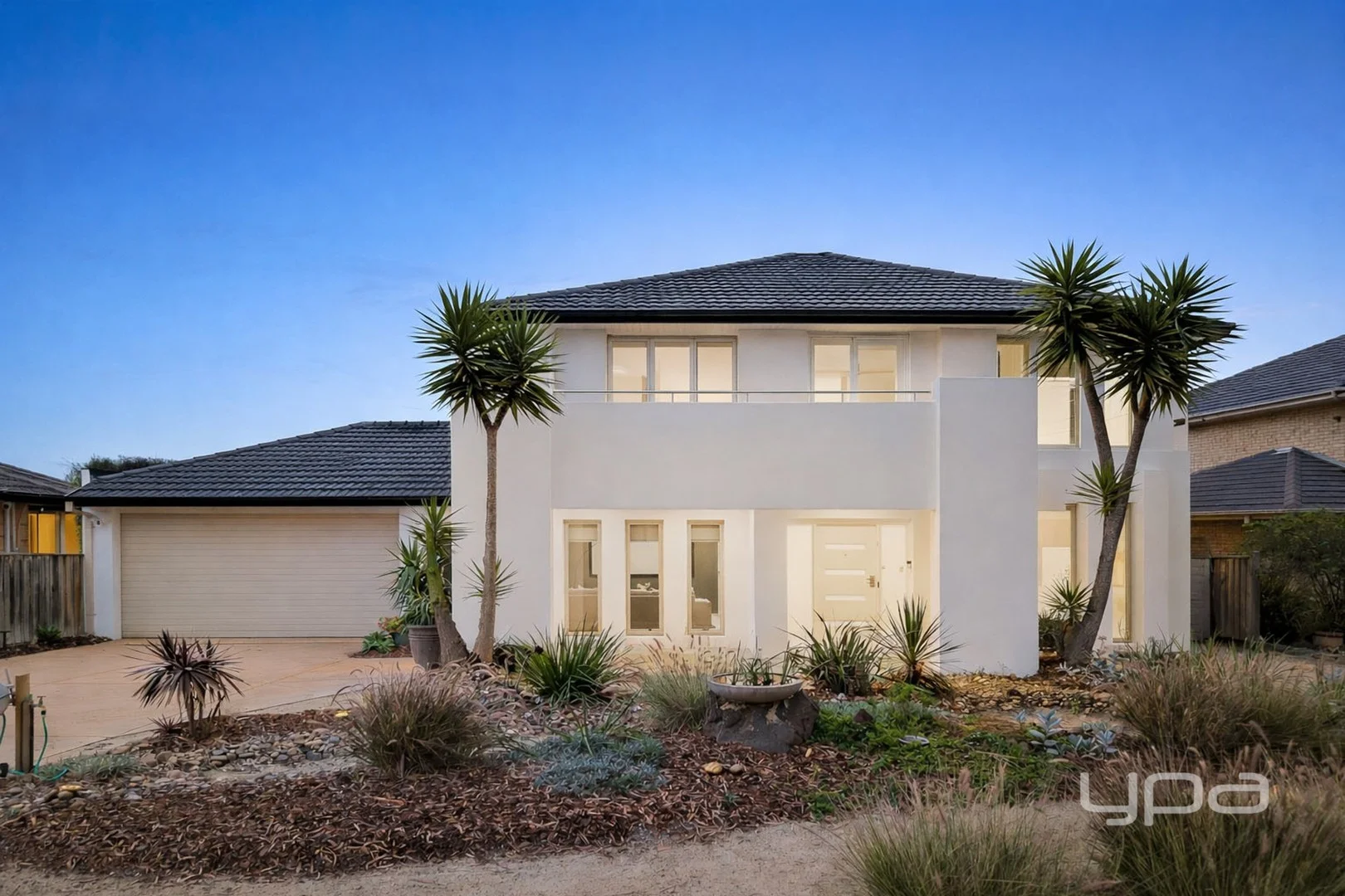 15 Francisco Bay Point, Sanctuary Lakes VIC 3030