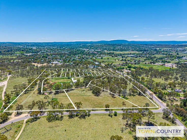 Additional image 3 of 2-20 Seaton Street, Armidale NSW 2350