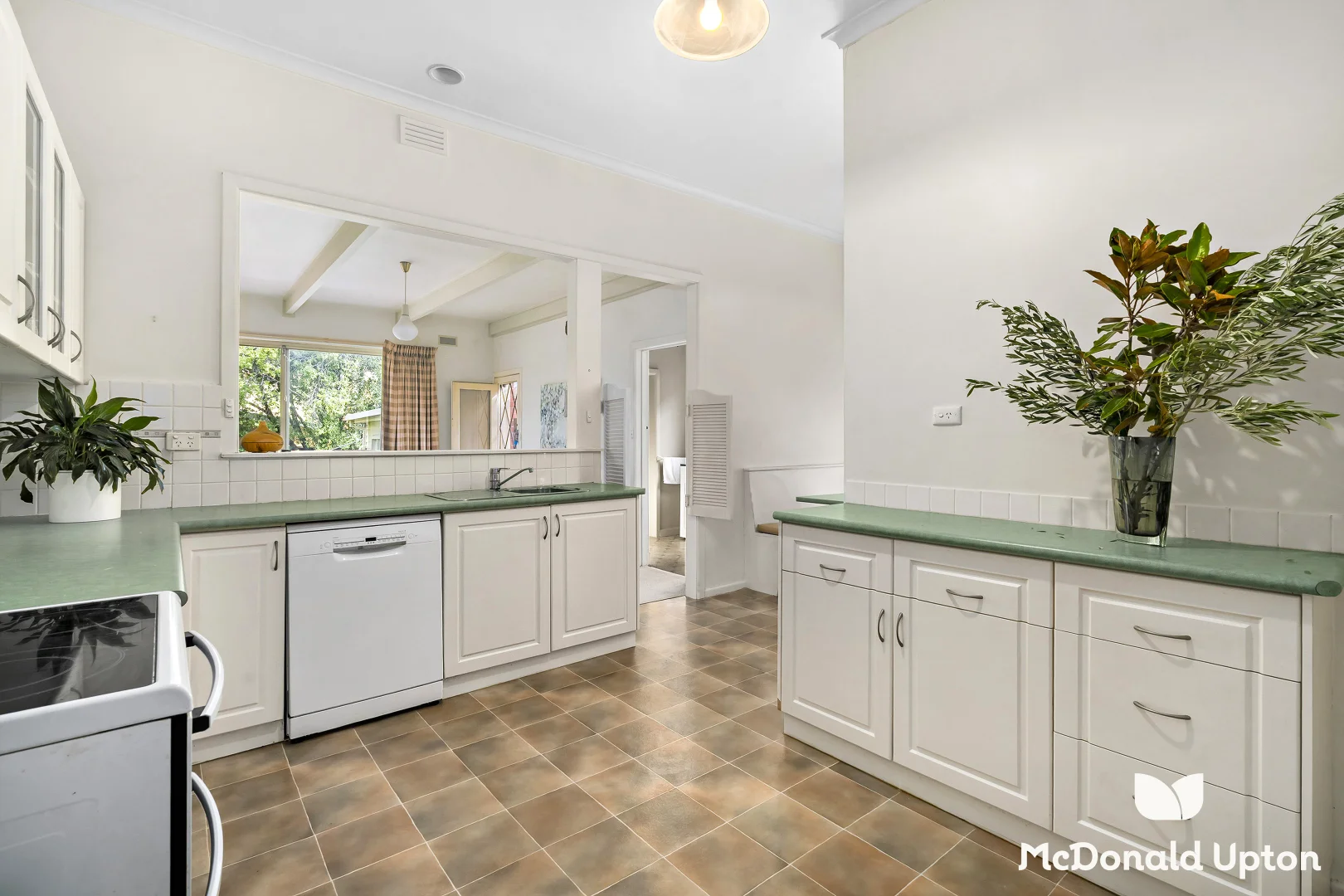 Additional image 3 of 17 Hayes Road, Strathmore VIC 3041