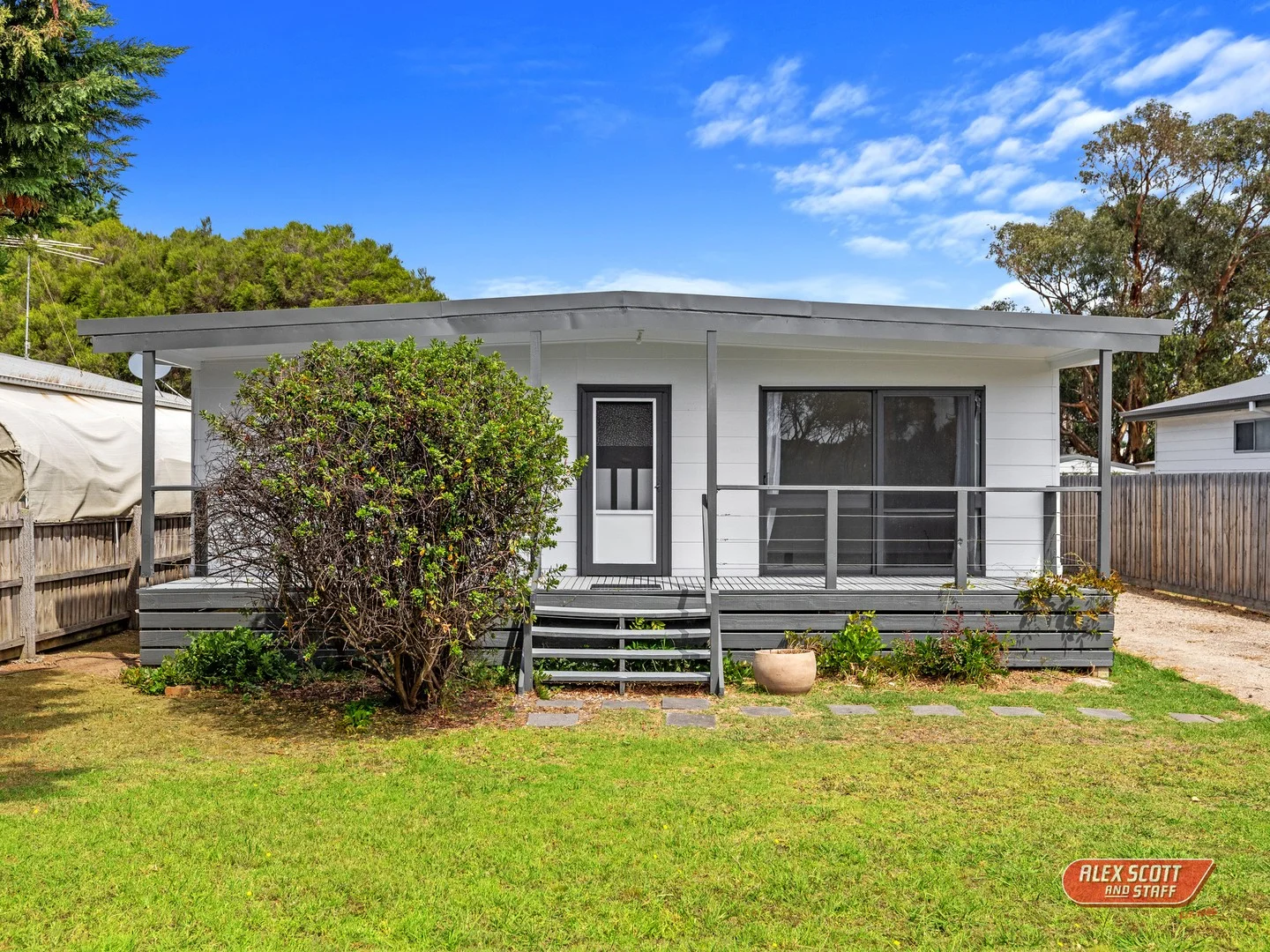 25 Phillip Island Road, Sunderland Bay VIC 3922