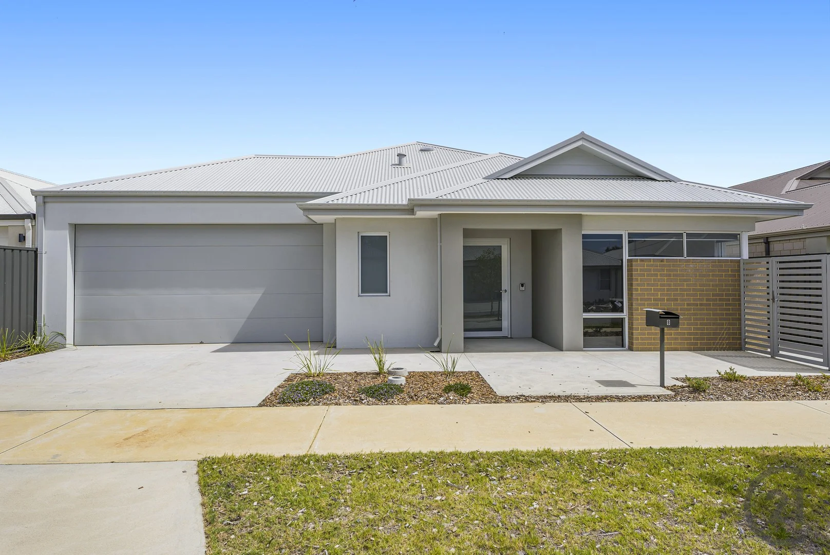 8 Chindwin Loop, Hilbert WA 6112