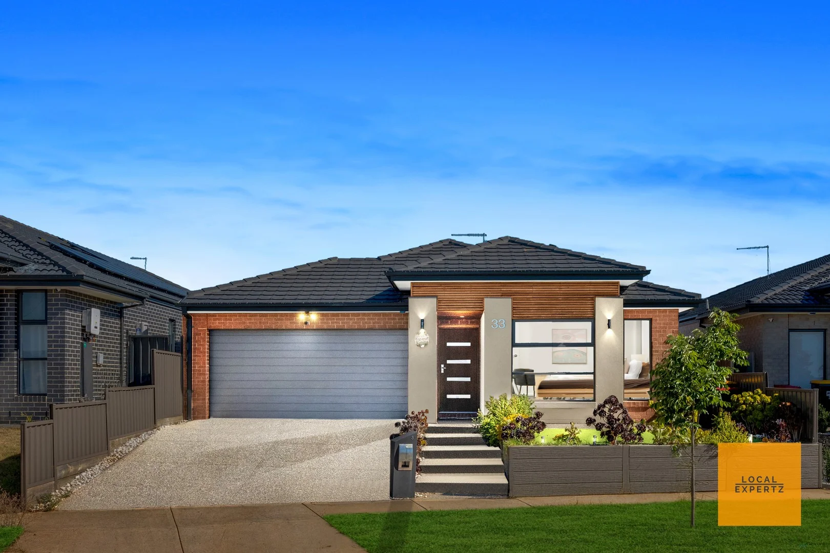 33 Walton Street, Melton South VIC 3338