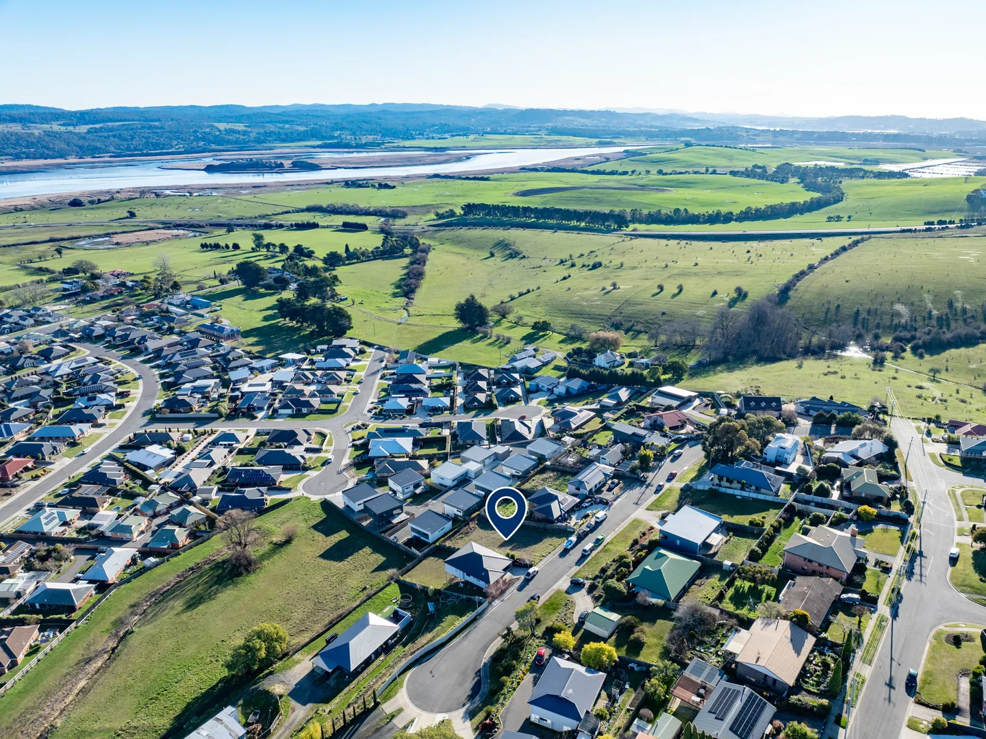 Additional image 15 of 37 Roberts Crescent, Newnham TAS 7248
