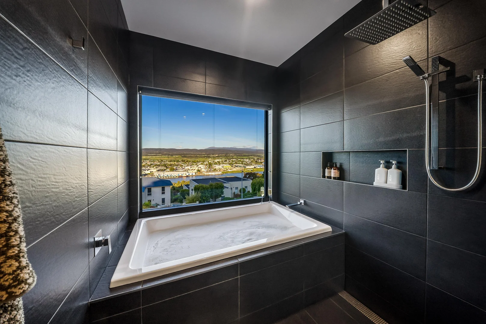 Additional image 16 of 39 Floreat Crescent, Trevallyn TAS 7250