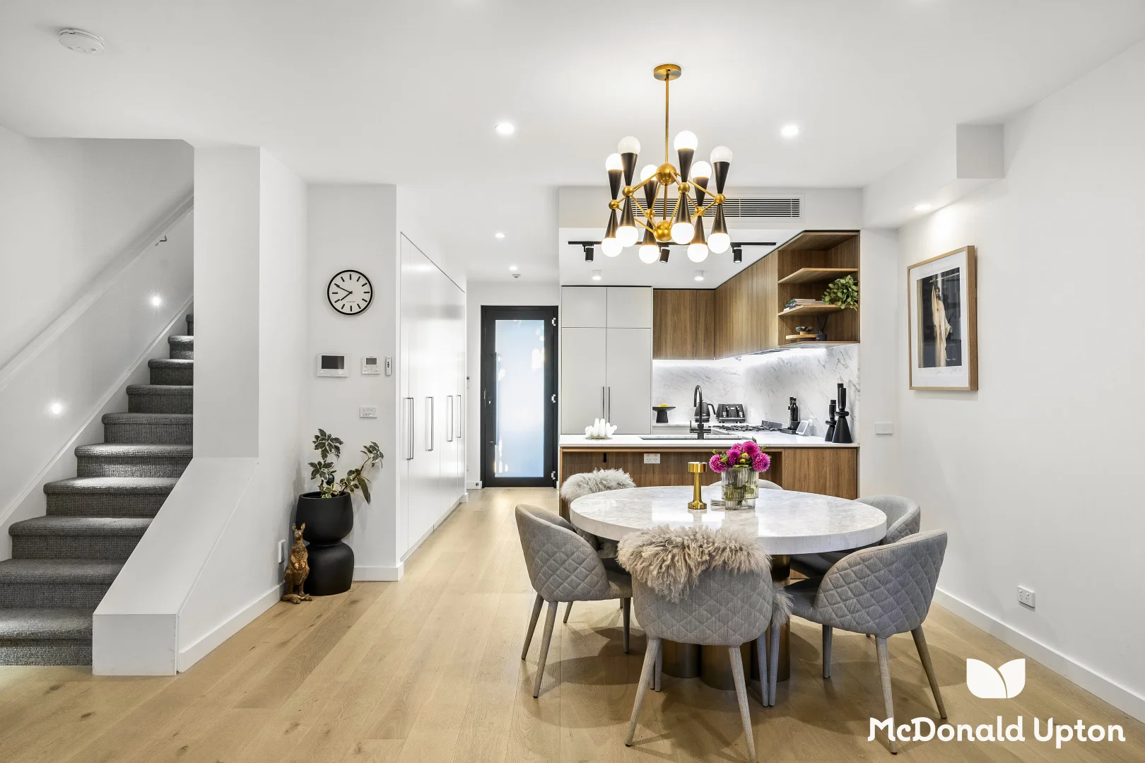 Additional image 2 of 3/28 Flower Street, Essendon VIC 3040