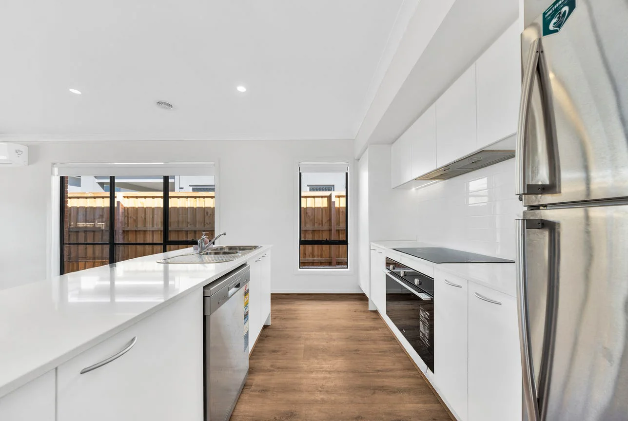 Additional image 5 of 34 Stakes Boulevard, Manor Lakes VIC 3024