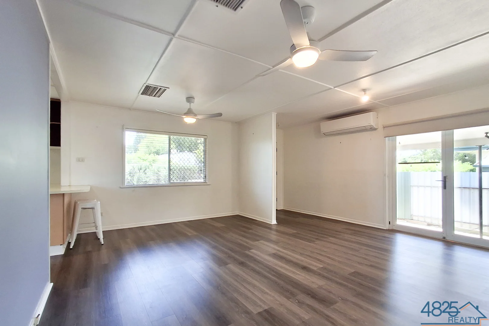 Additional image 3 of 18 Shaw Crescent, Mount Isa QLD 4825