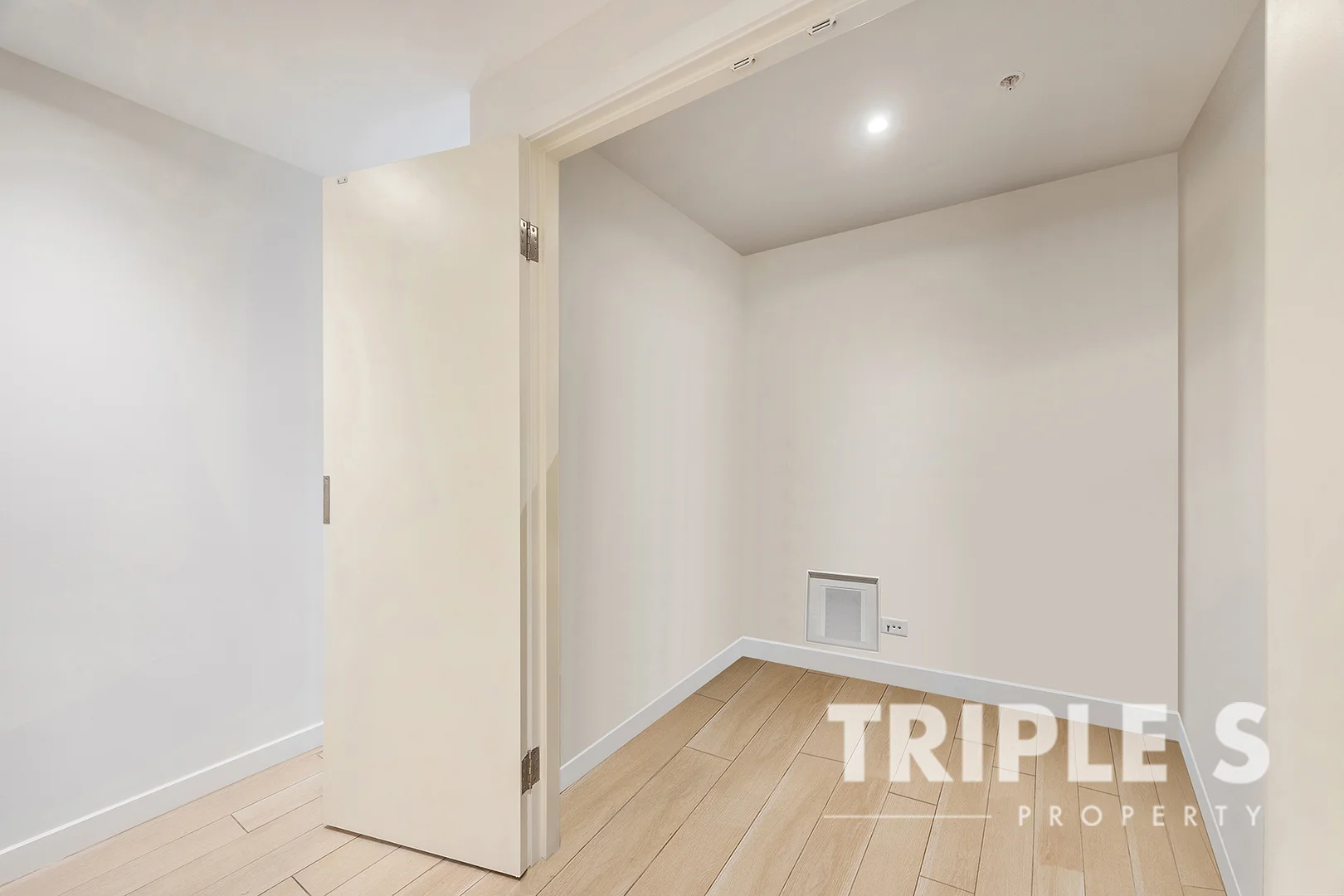 Additional image 10 of 306/3 Foreshore Place, Wentworth Point NSW 2127