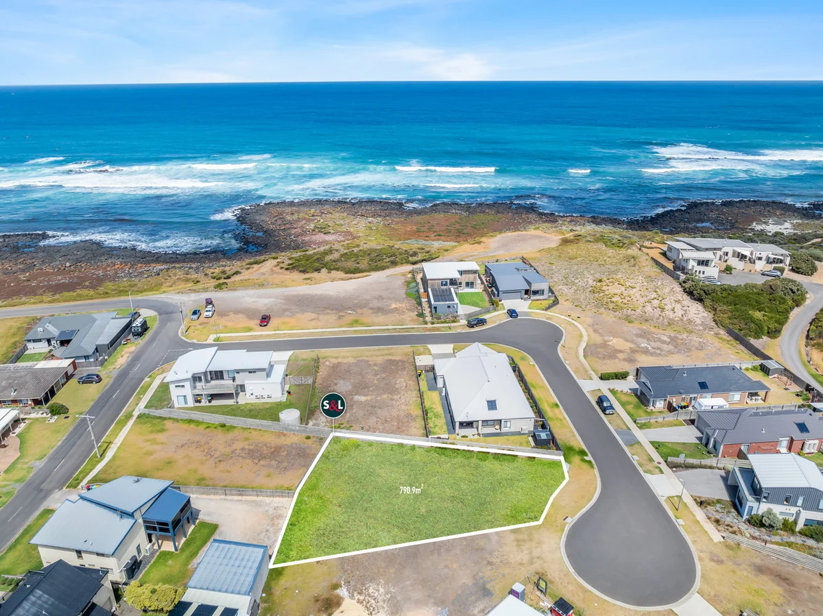 8 Bowker Court, Port Fairy VIC 3284