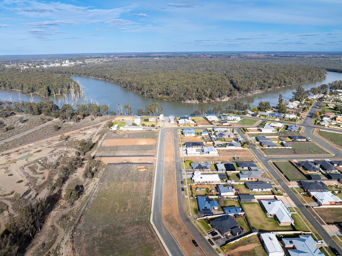Additional image 2 of 21 Garreffa Parade, Euston NSW 2737