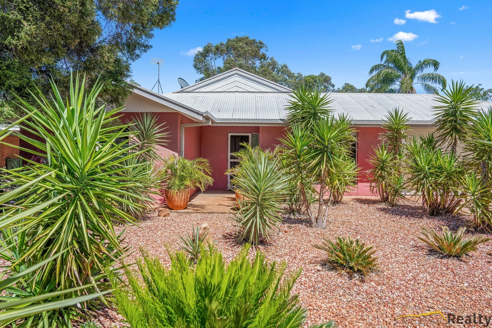 Additional image 2 of 7 The Links, Desert Springs NT 0870