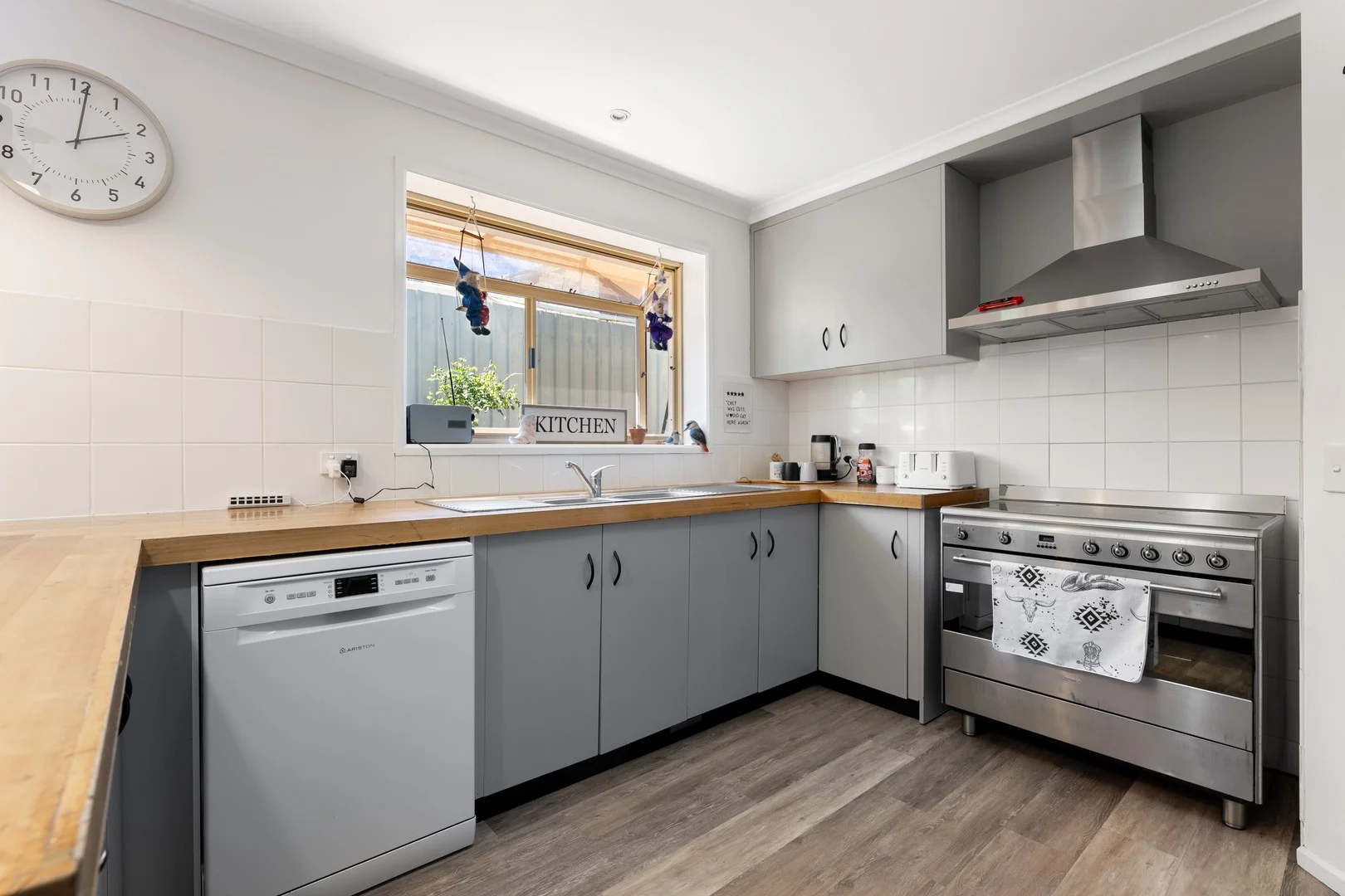 157 Walla Cemetery Road, Walla Walla NSW 2659