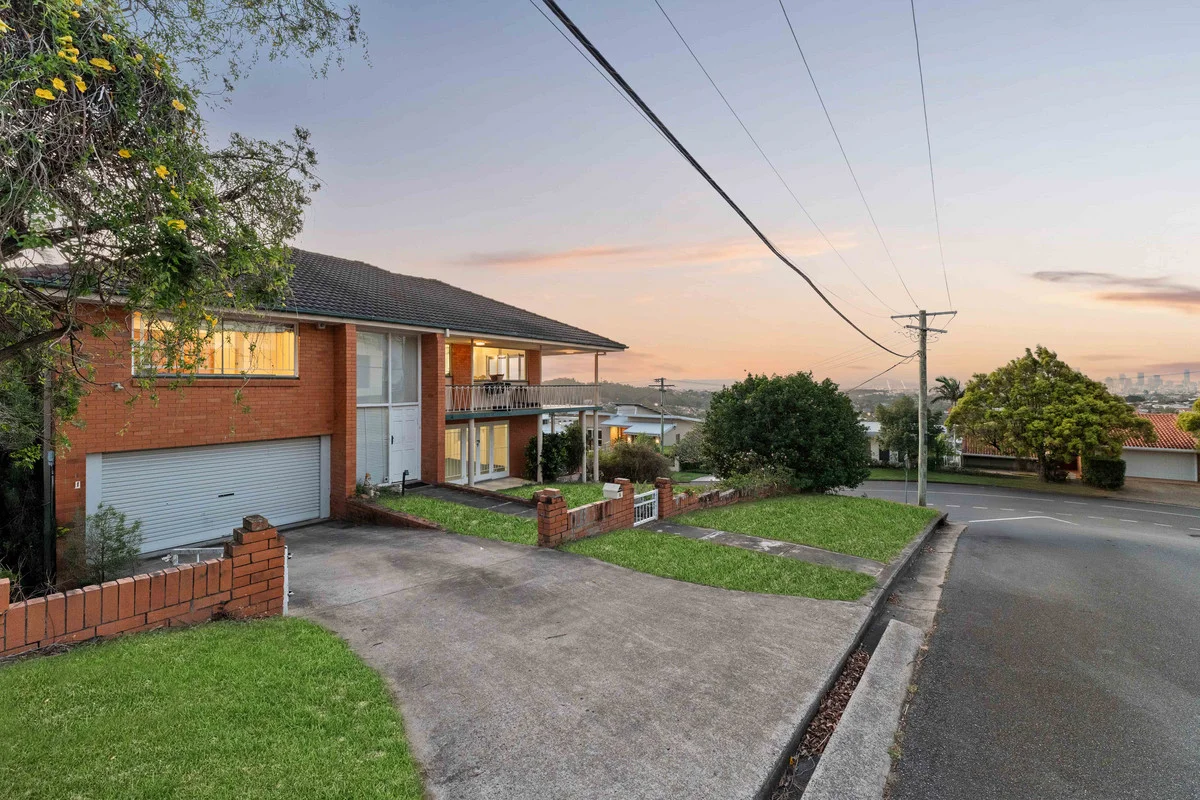 Additional image 18 of 53 Kneale Street, Holland Park West QLD 4121