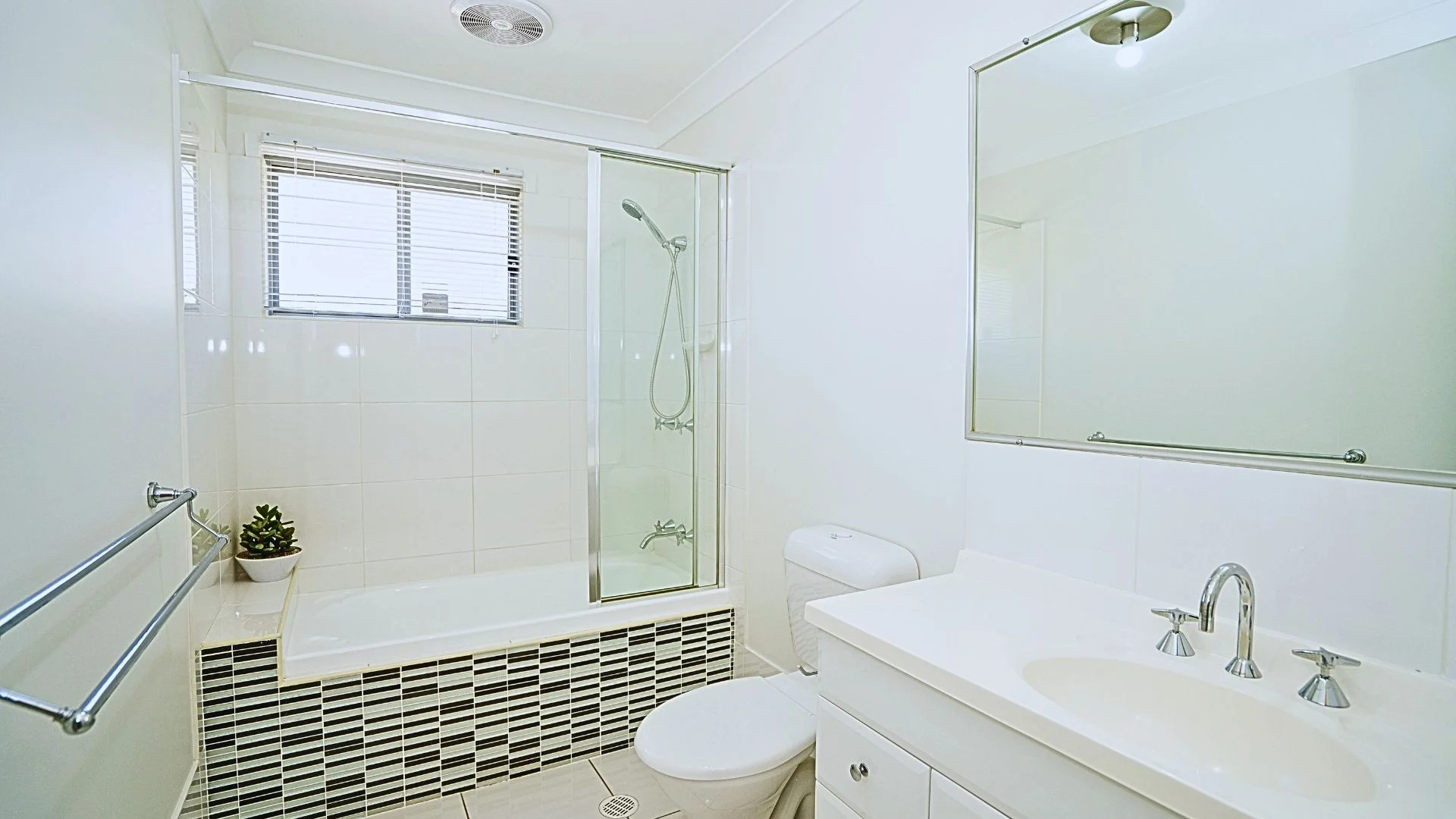 Additional image 11 of 50/30 Carmarthen Circuit, Pacific Pines QLD 4211