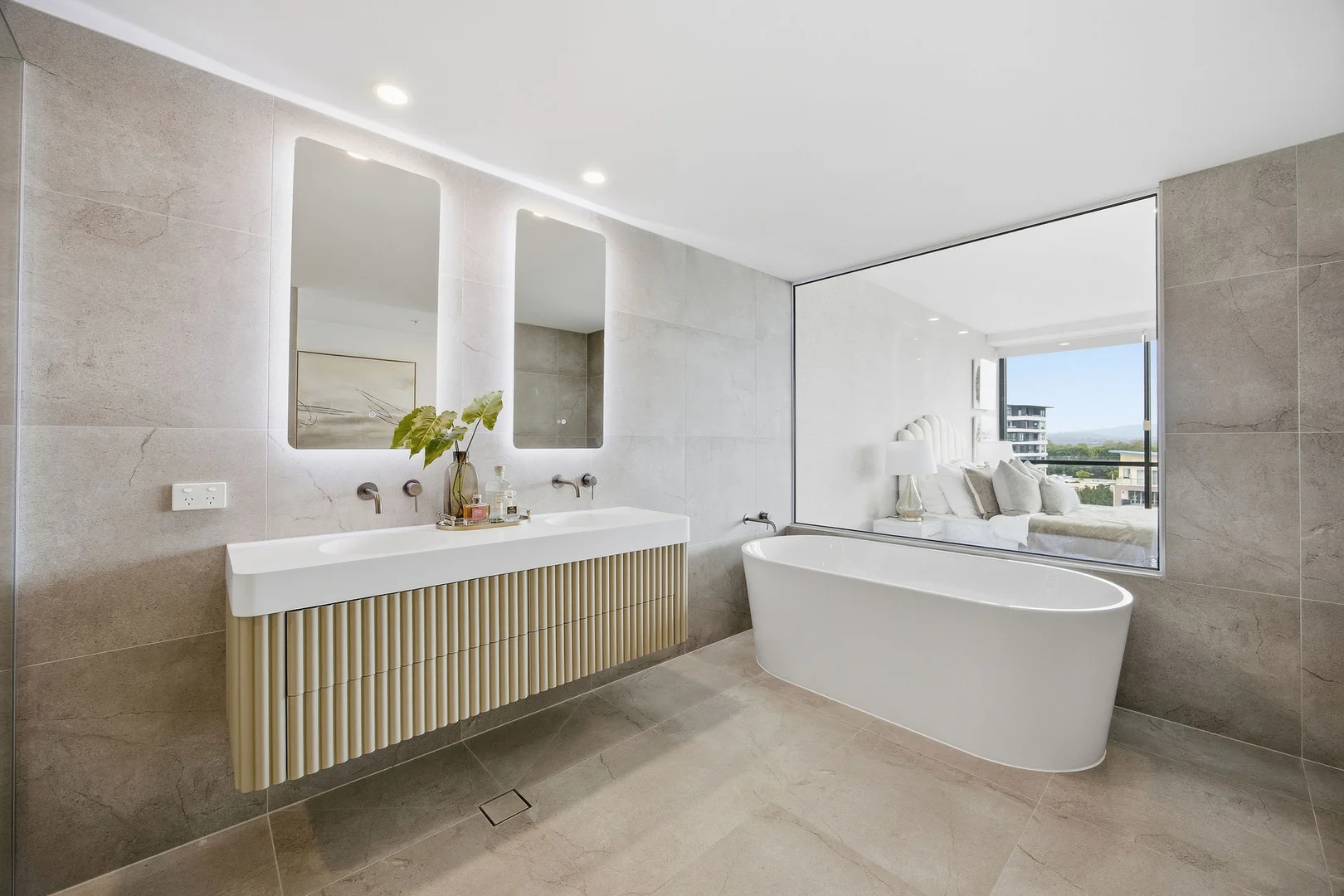 Additional image 4 of 10-12 Sickle Avenue, Hope Island QLD 4212