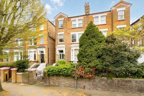 Brondesbury Road, Queen's Park NW6