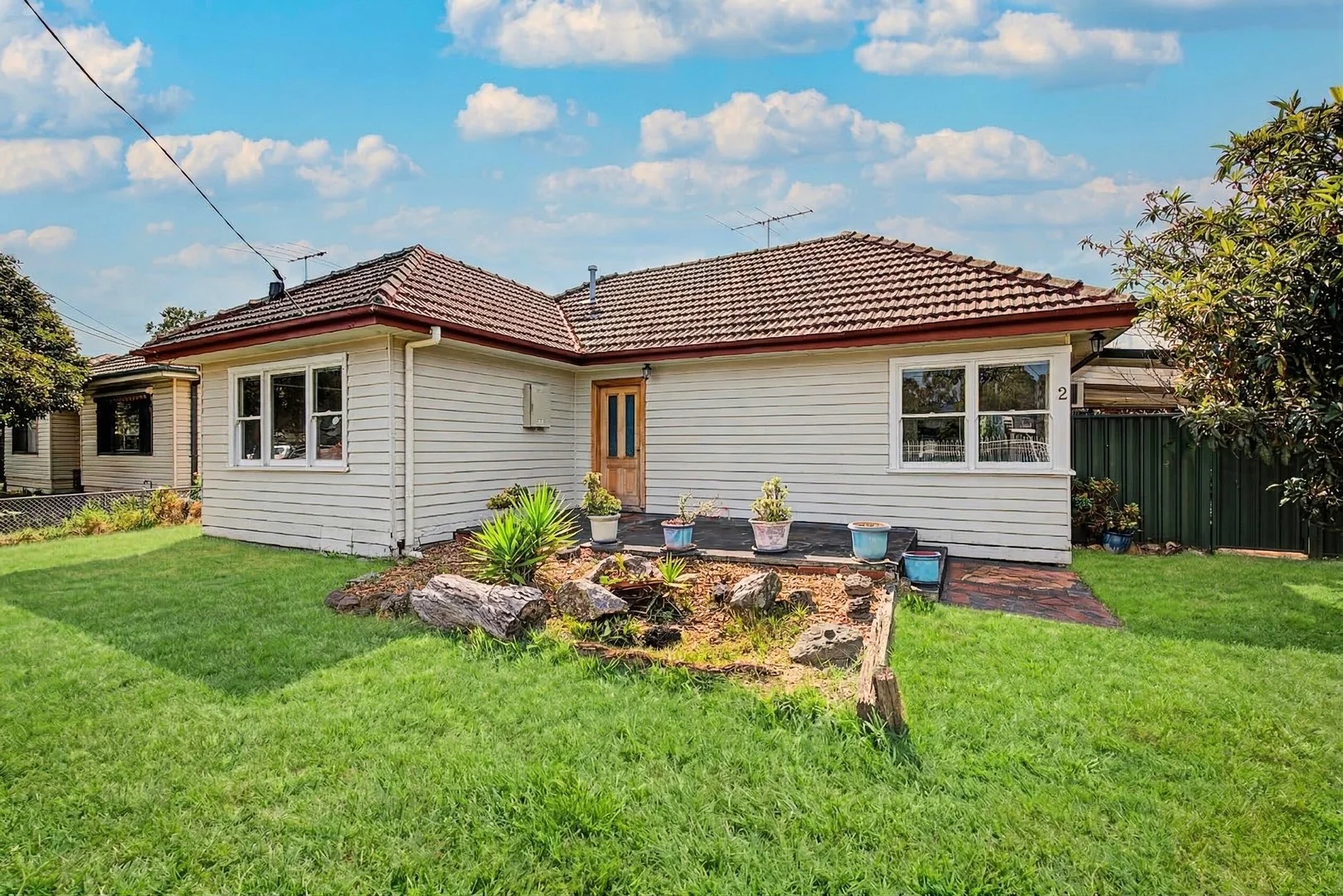 2 Emma Avenue, Reservoir VIC 3073