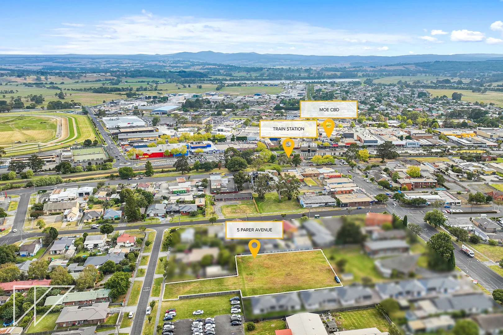 5 Parer Avenue, Moe VIC 3825