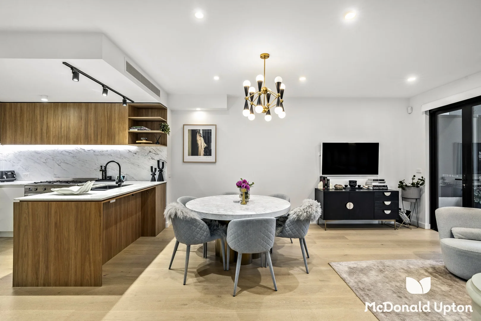 Additional image 3 of 3/28 Flower Street, Essendon VIC 3040