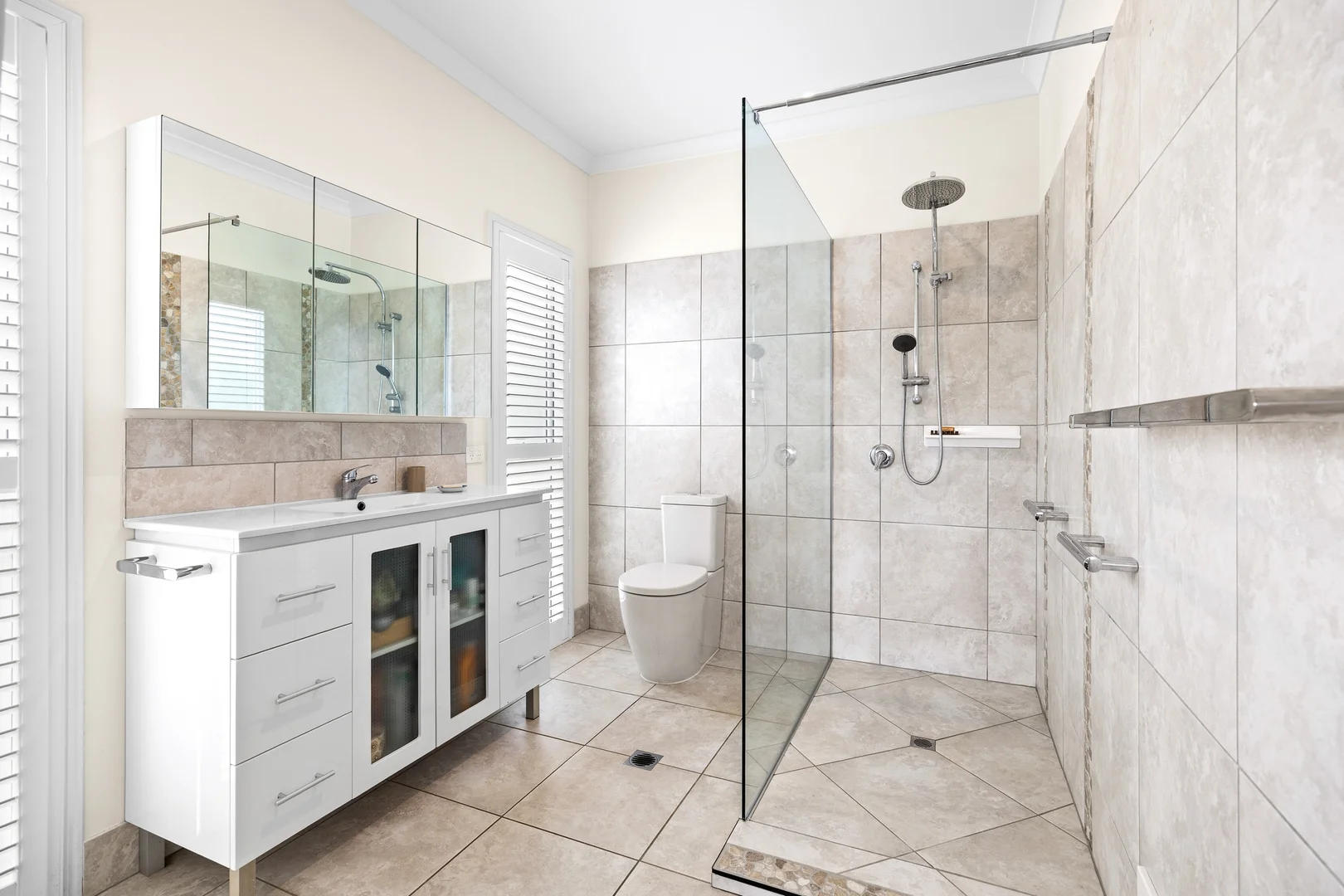 Additional image 11 of 15/43-45 Western Avenue, Montville QLD 4560