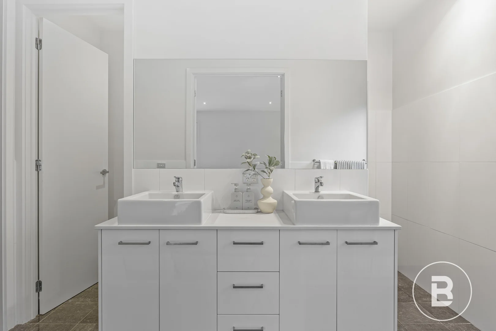 Additional image 22 of 42 Faversham Avenue, Lake Gardens VIC 3355