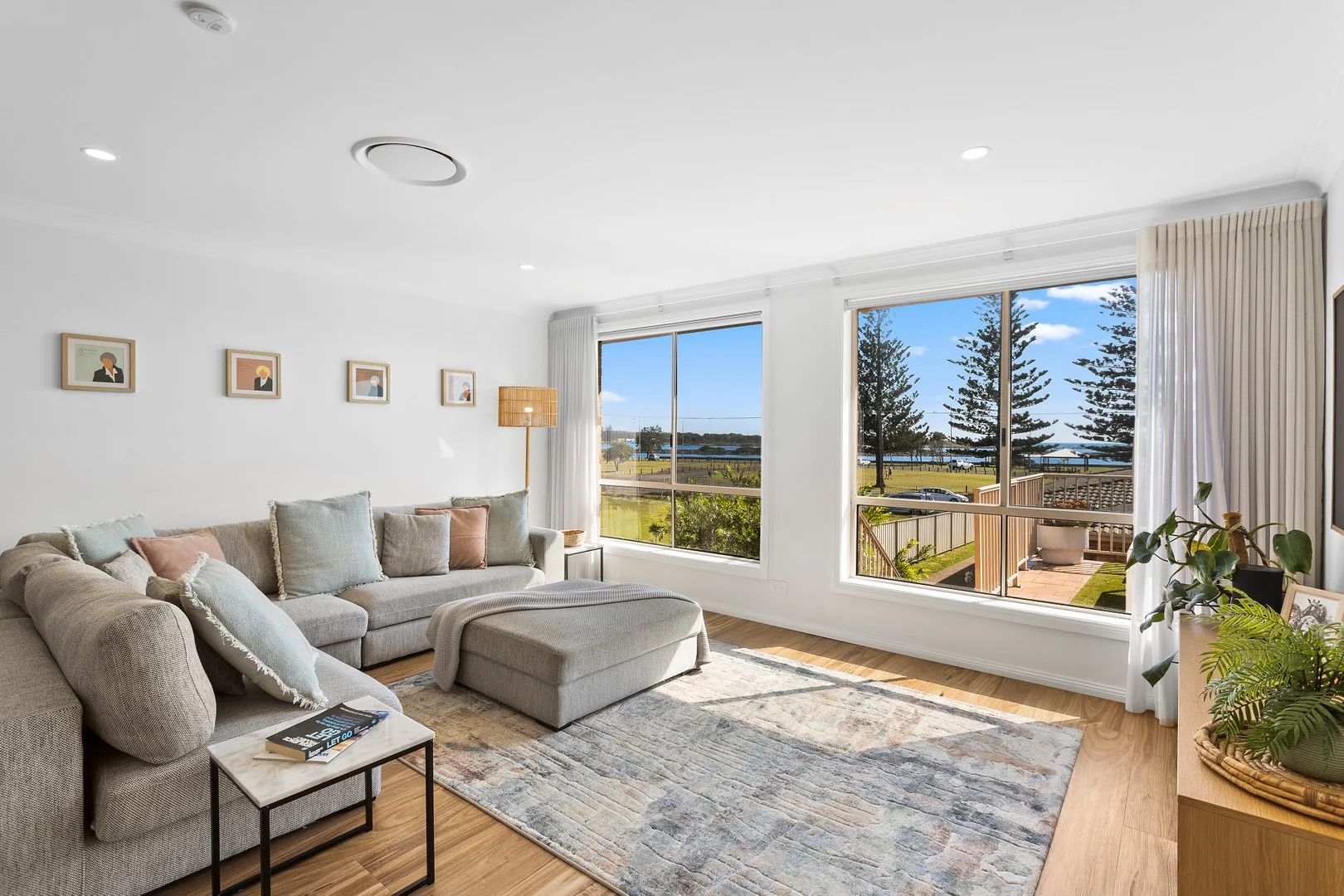 4/11 Reddall Parade, Lake Illawarra NSW 2528