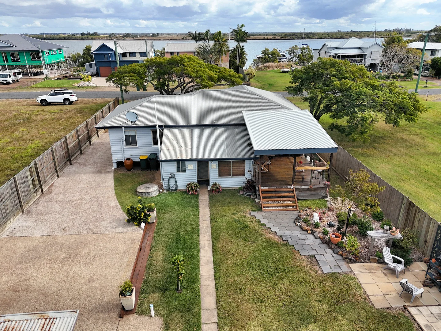 Additional image 2 of 15 Corser St, Burnett Heads QLD 4670