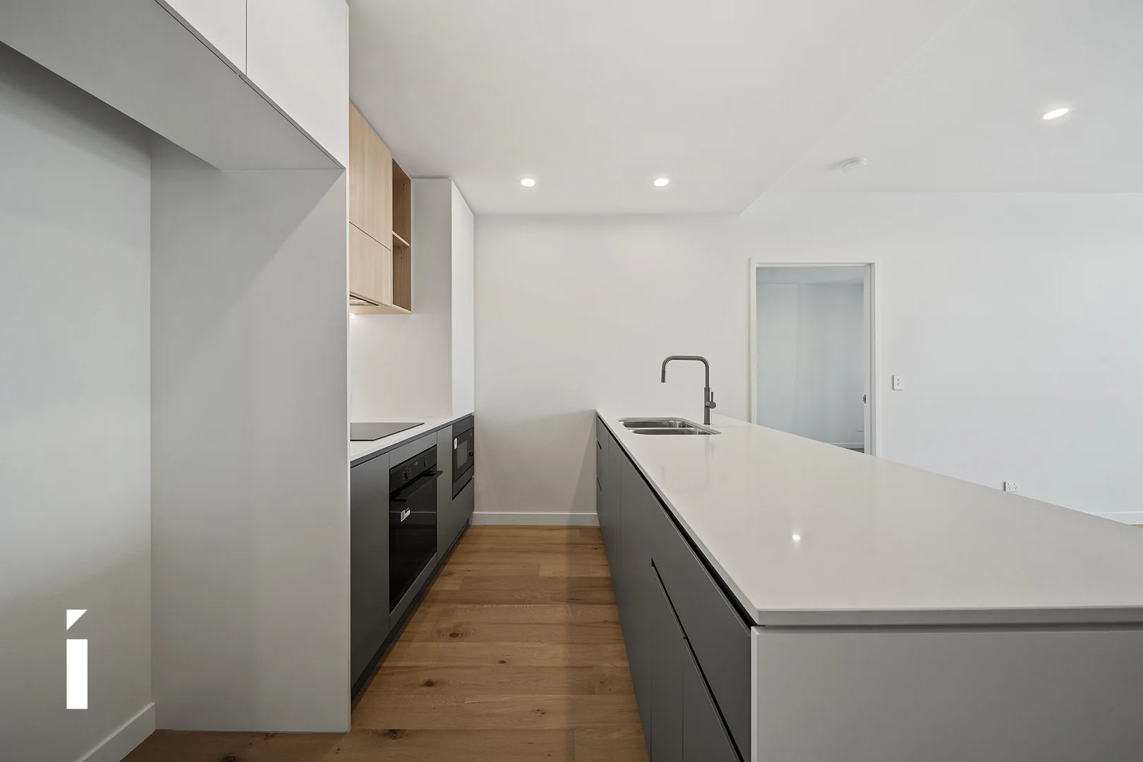 Additional image 4 of 605/104 Easty Street, Phillip ACT 2606
