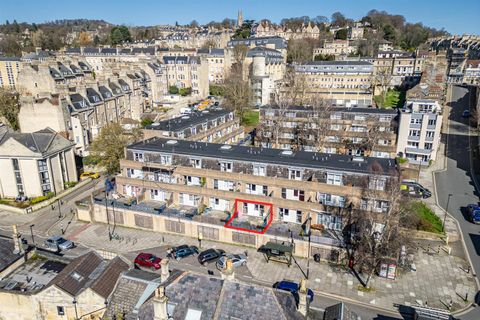 Lampards Buildings, Bath BA1