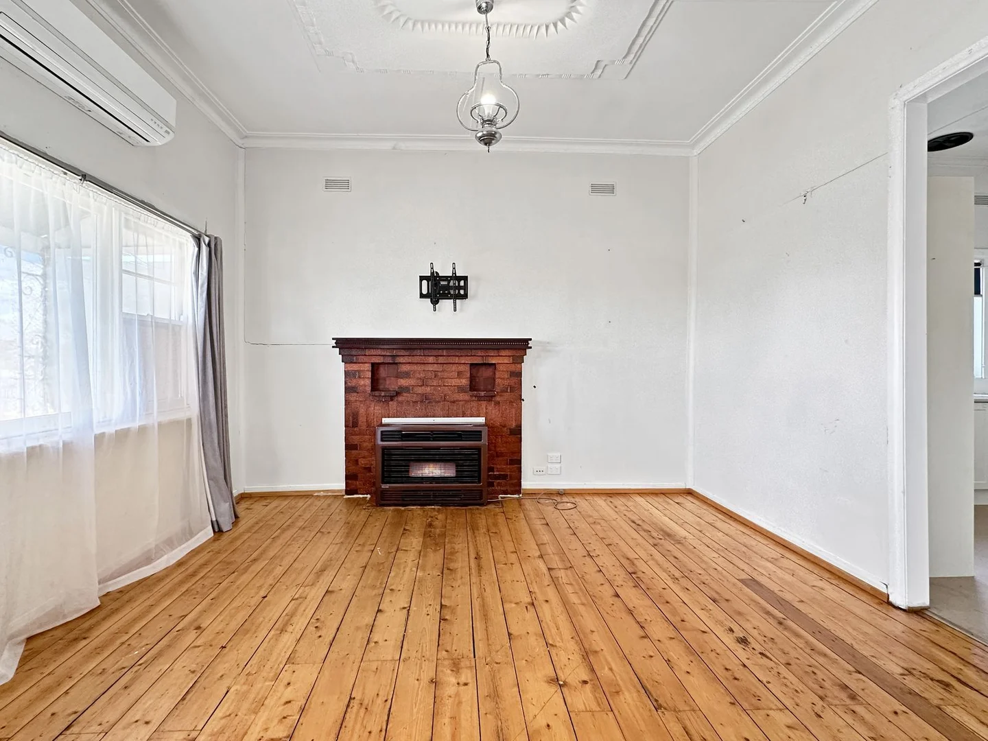 Additional image 4 of 12 Casey Street, Maryborough VIC 3465