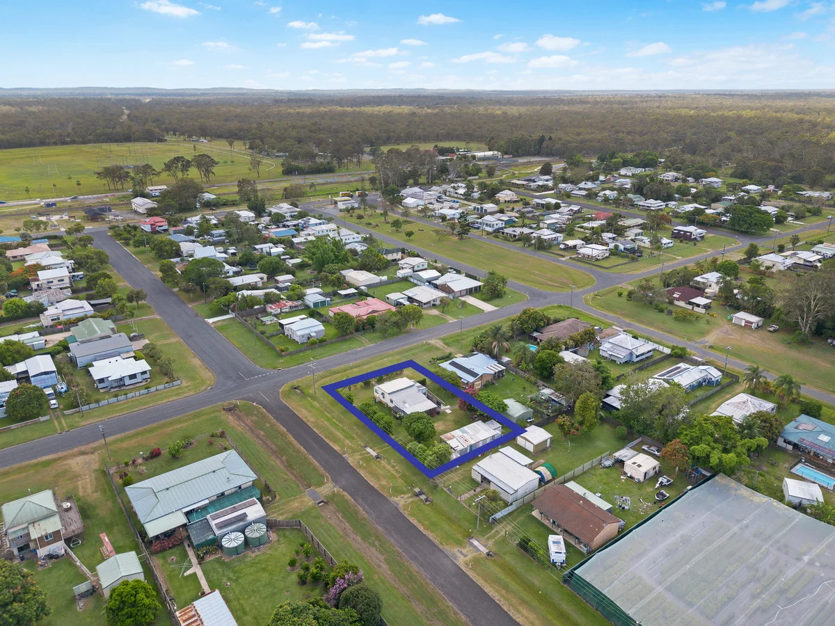 30 Hunter Street, Torbanlea QLD 4662