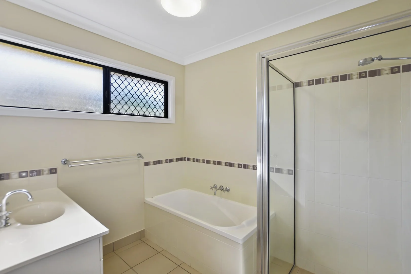 Additional image 11 of 19 Minstrel Court, Bushland Beach QLD 4818