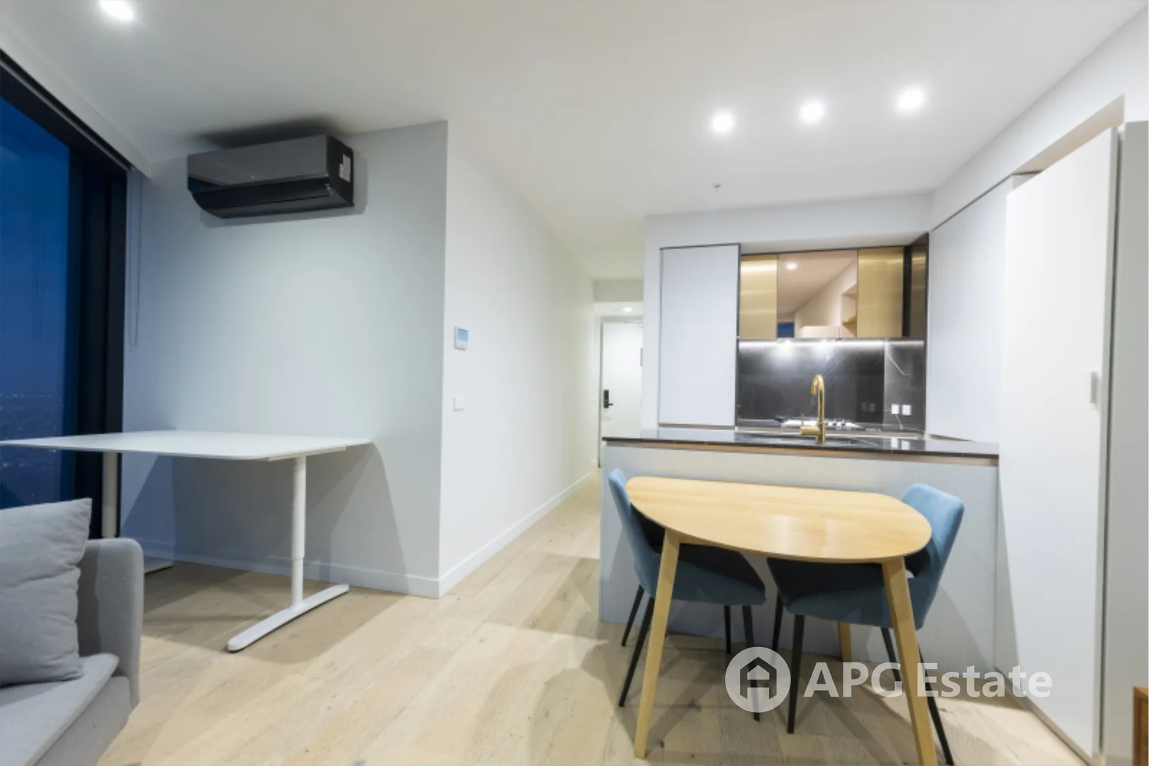 Additional image 6 of 7103/228 La Trobe Street, Melbourne VIC 3000