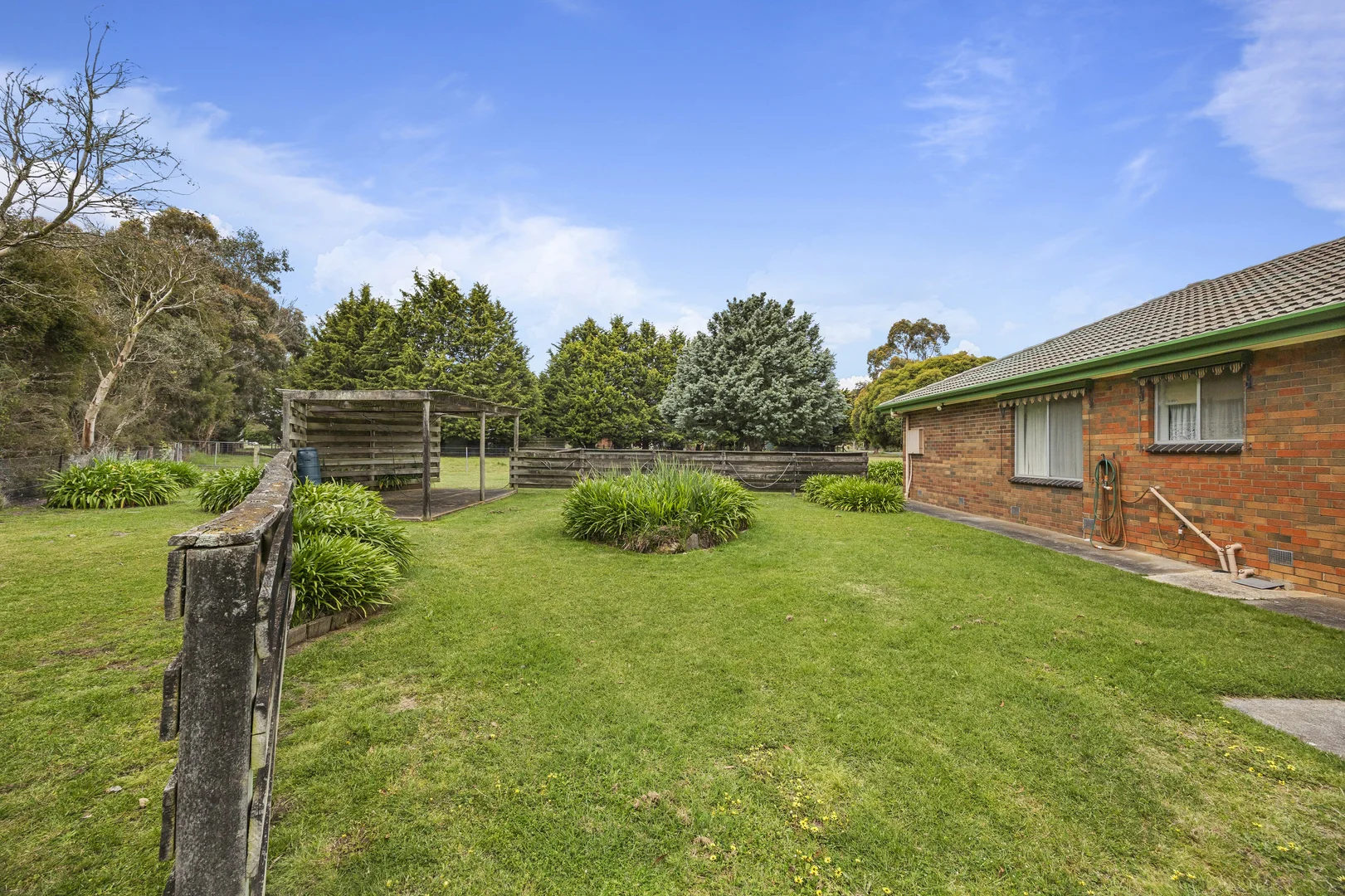 Additional image 15 of 2 Fraser Street, Ballan VIC 3342