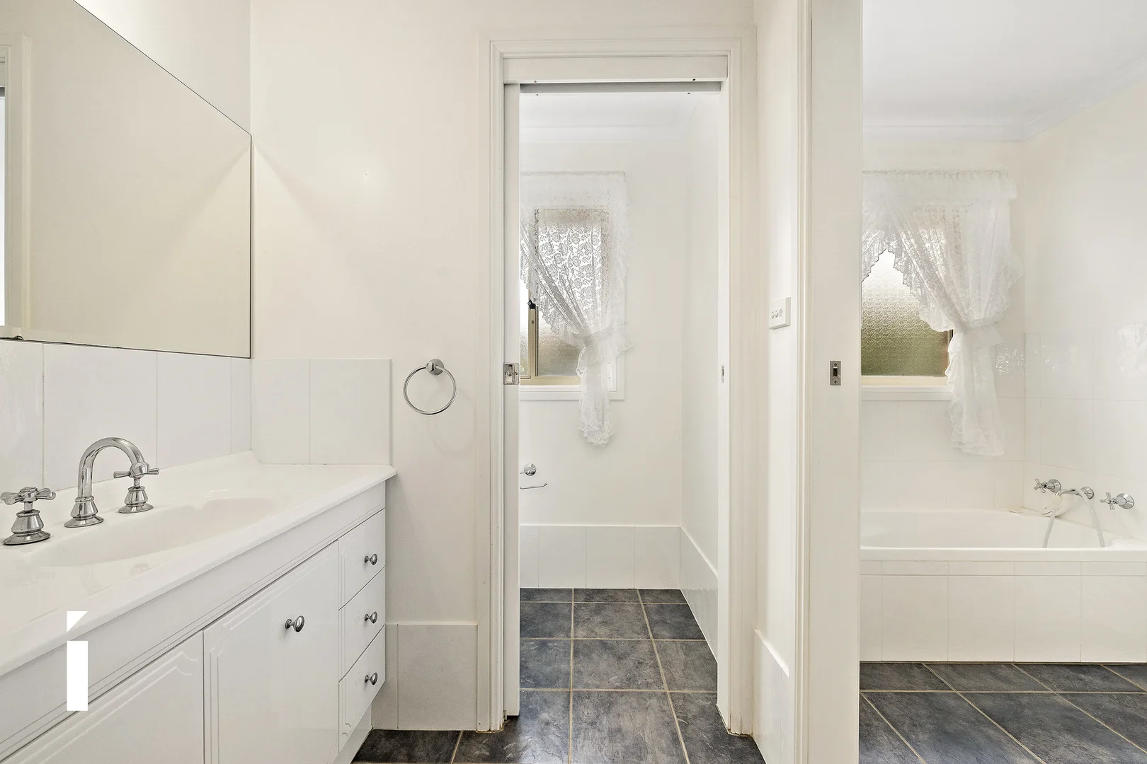 Additional image 10 of 3 Victoria Street, Yass NSW 2582